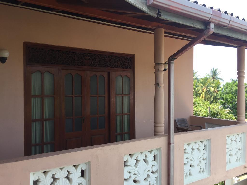 Villa No1 Bentota Eksteriør billede